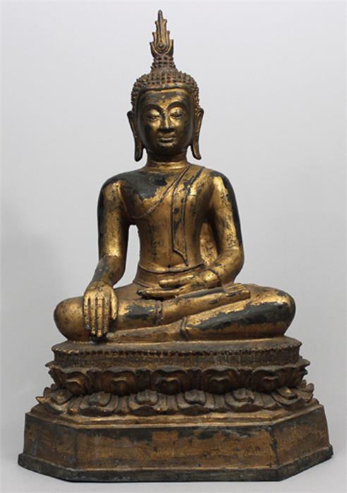 Große Skulptur des Buddha Shakyamuni.