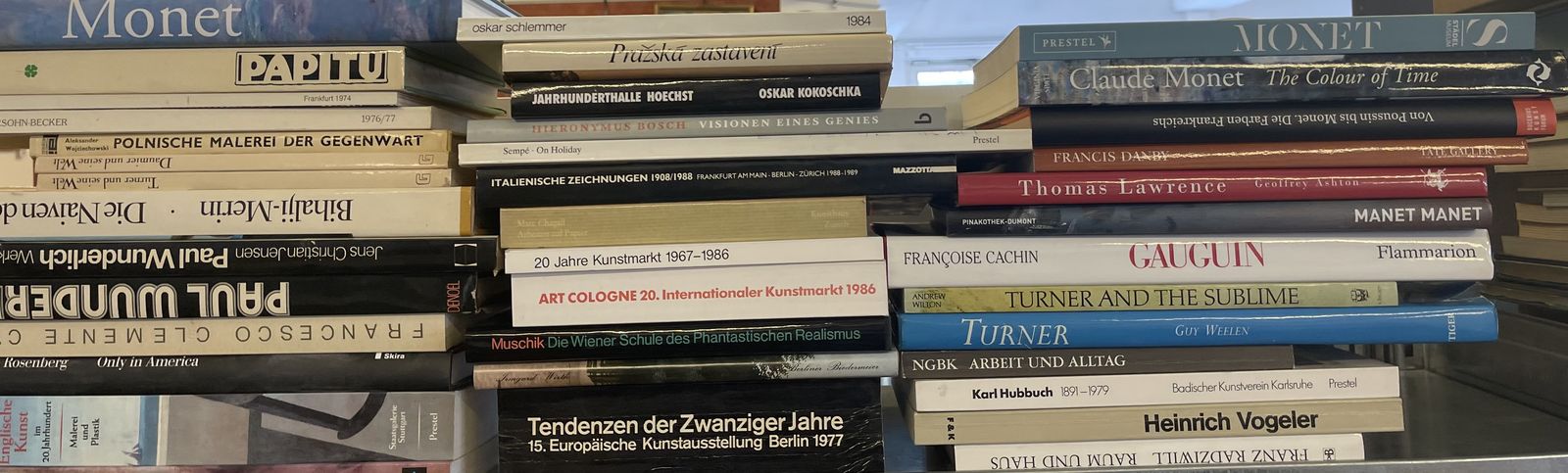 39 moderne Bücher zum Thema Kunst.