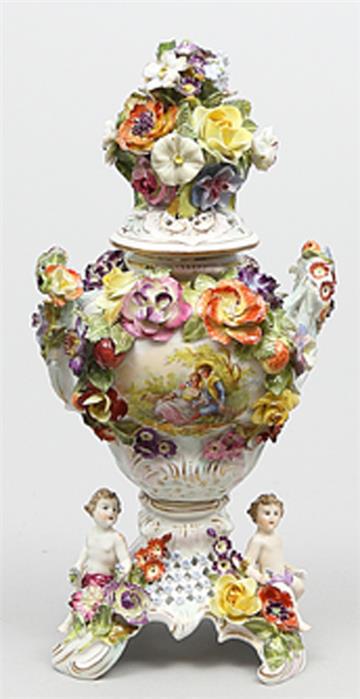 Prunk- bzw. Potpourri-Vase.
