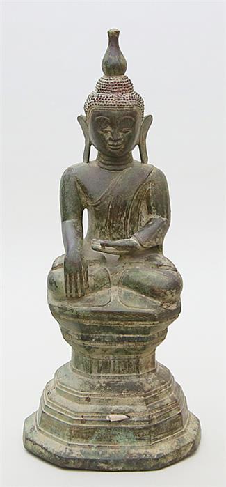Skulptur des Buddha Maravijaya.
