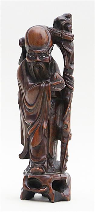 Skulptur eines Mönches.