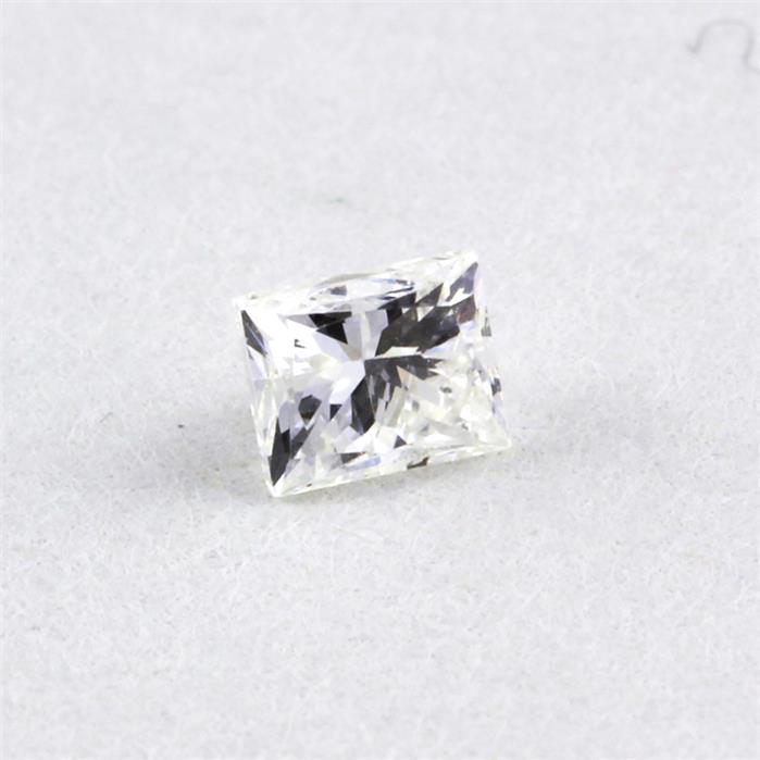Rechteckig facettierter Diamant, 0,36 ct.