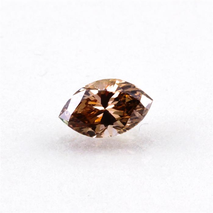 Diamant im Navetteschliff, ca. 0,7 ct.