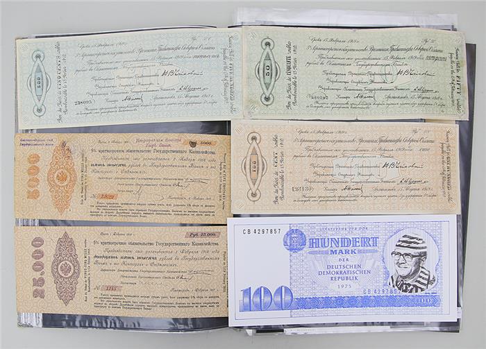 Sammelalbum mit 145 überwiegend russischen Wertpapieren.