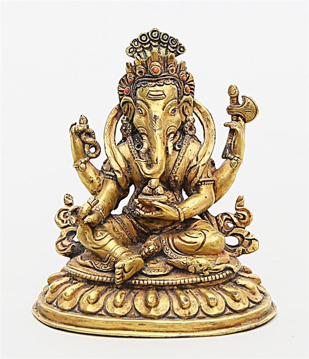 Skulptur des Ganesha auf Lotussockel mit Ratte.