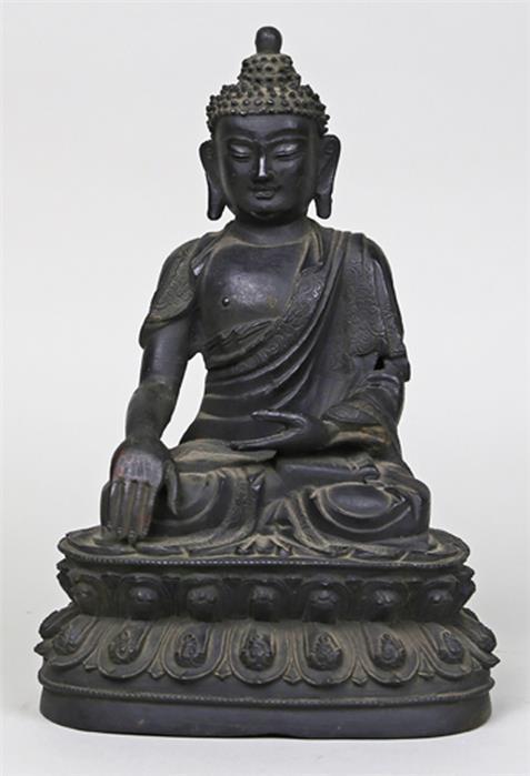 Ming-Skulptur des Buddha Shakyamuni.
