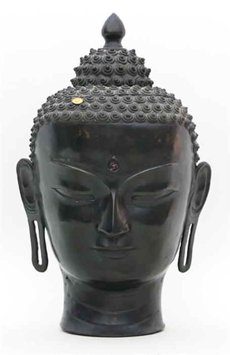 Großer Buddha-Kopf.