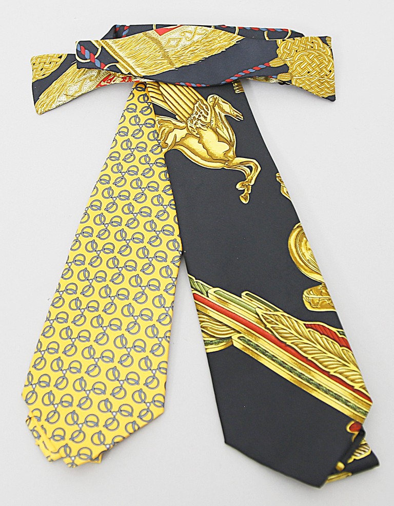 Zwei Krawatten und Fliege, Hermès.