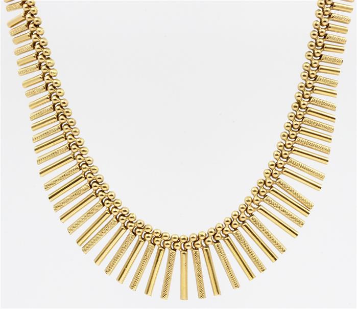 Collier.