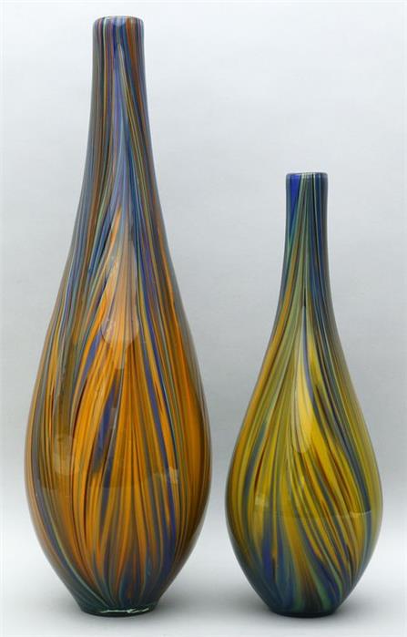 Große und kleine moderne Vase.