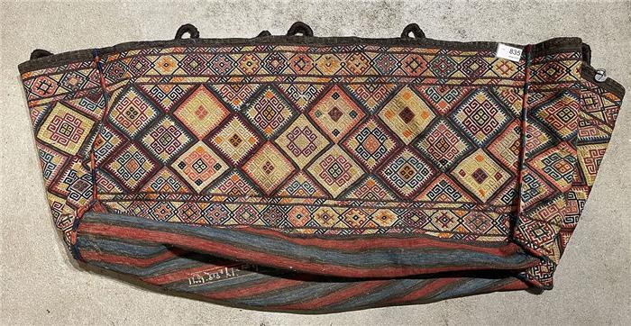 Schahsavan Mafrasch-"Koffertasche" (signiert), ca. 44x 100x 52 cm