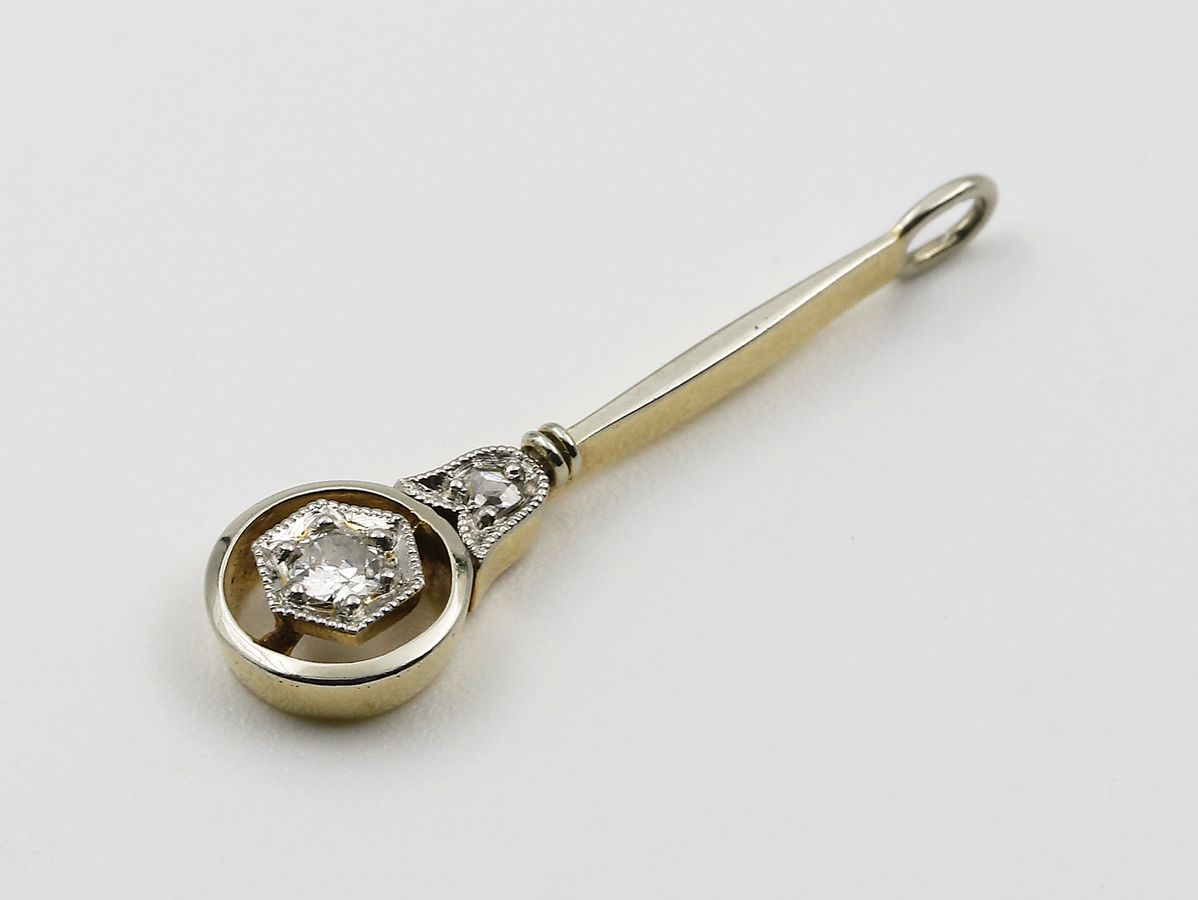 Art Deco-Diamantanhänger.