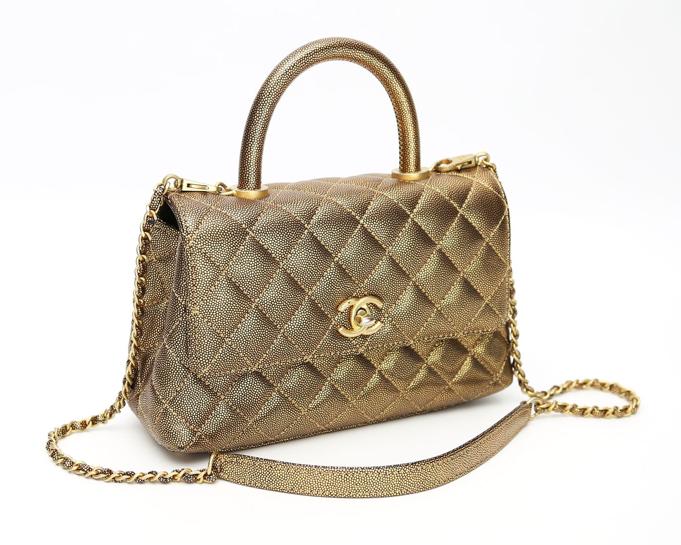 Handle Bag "Metallic Caviar Quilted Gold", Chanel.
