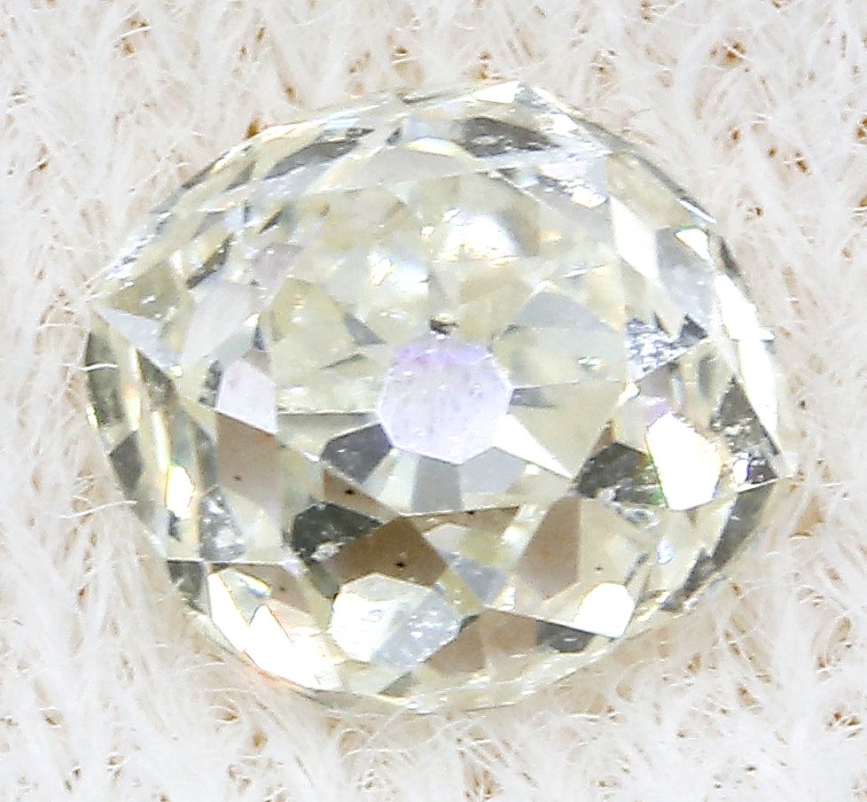 Diamant im Altschliff, ca. 0,5 ct.
