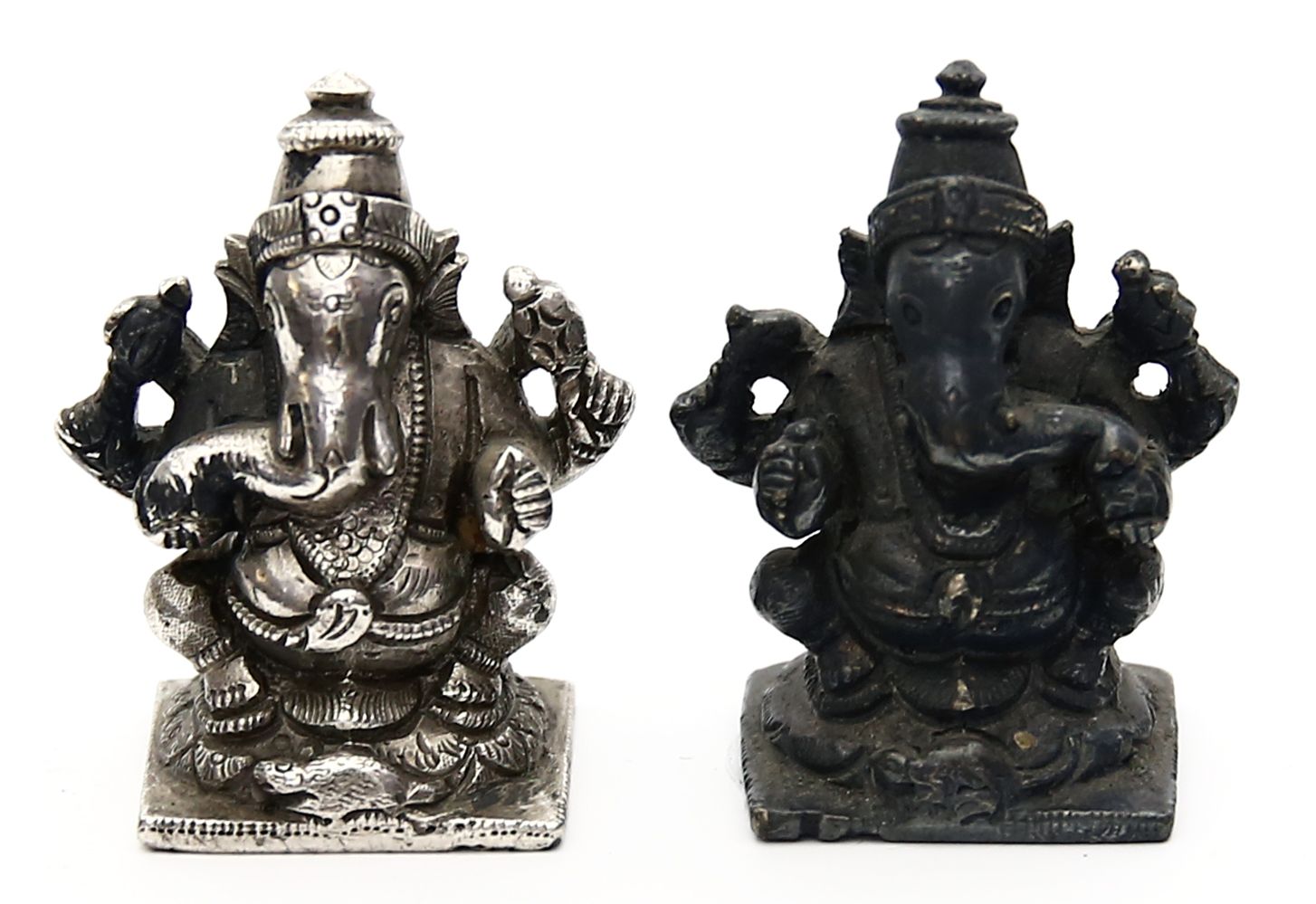 Paar Skulpturen des Ganesha.