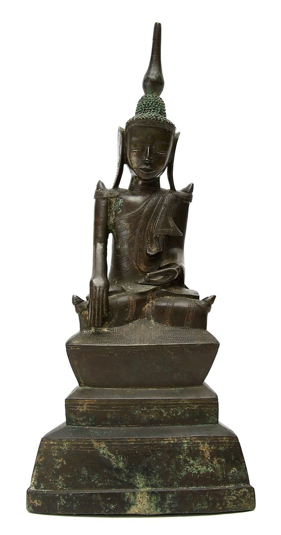 Skulptur des Buddha Shakyamuni.