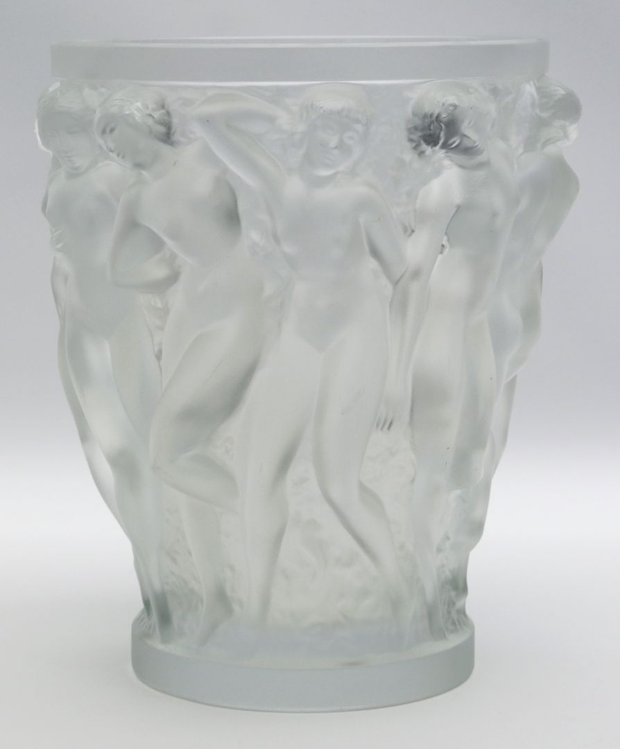 Vase "Bacchantes", Lalique.