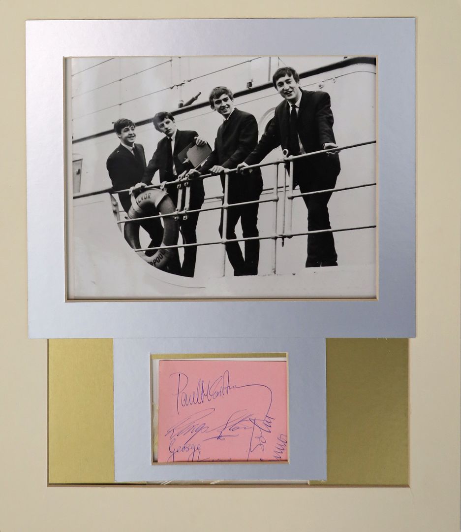 Autograph der Beatles.