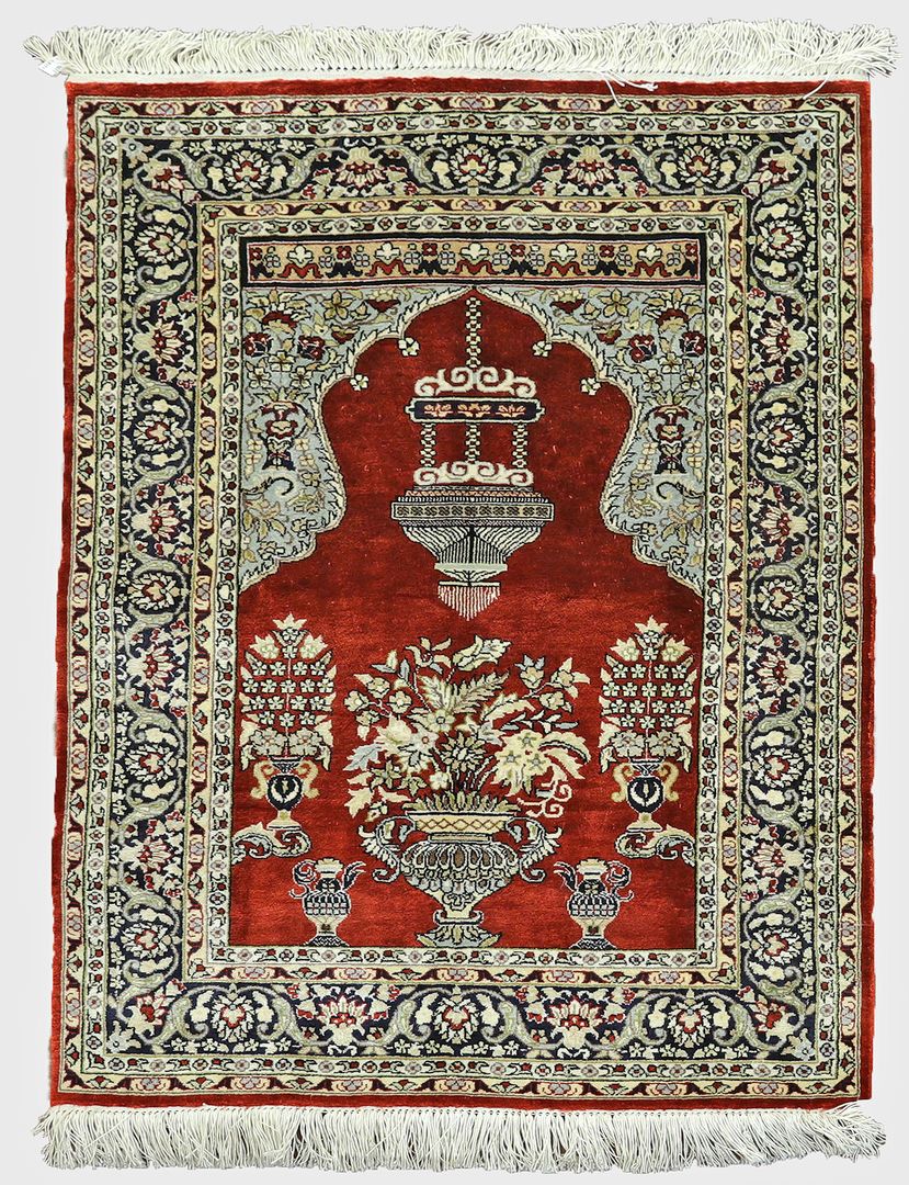 Gördes-Gebetsteppich, Seide, ca. 93x 62 cm.