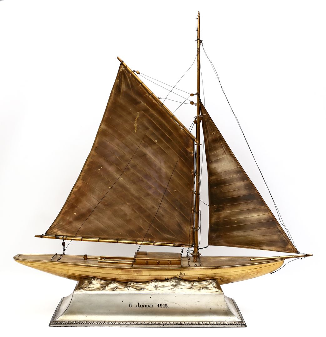 Modell einer Segelyacht von 1915.