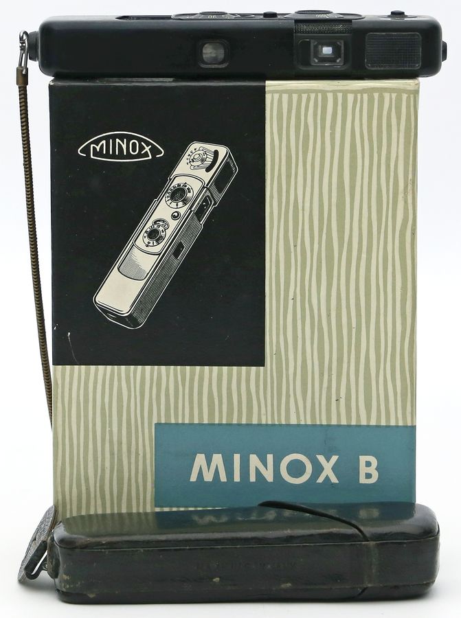 Kleinbildkamera "MINOX B".