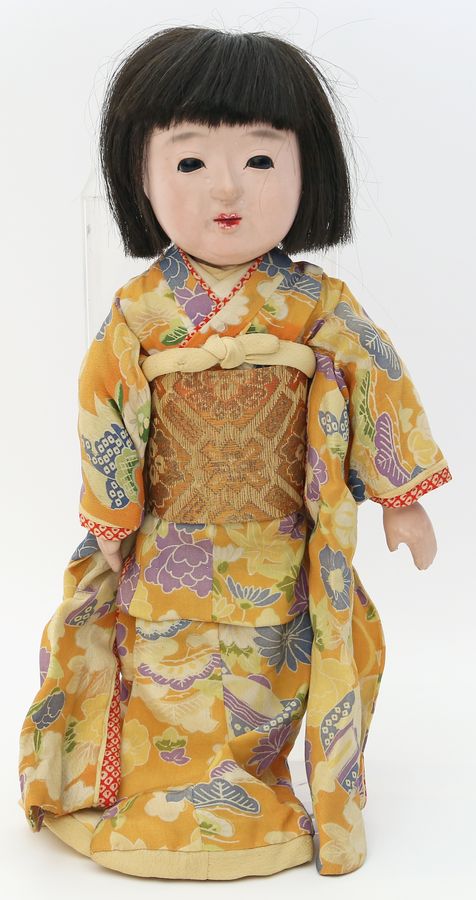 Japanische Puppe.