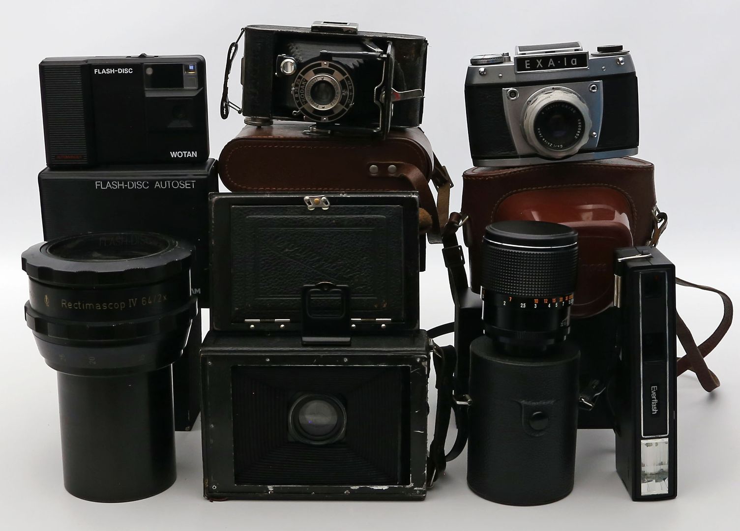 5 Fotoapparate, Objektiv und Linse.