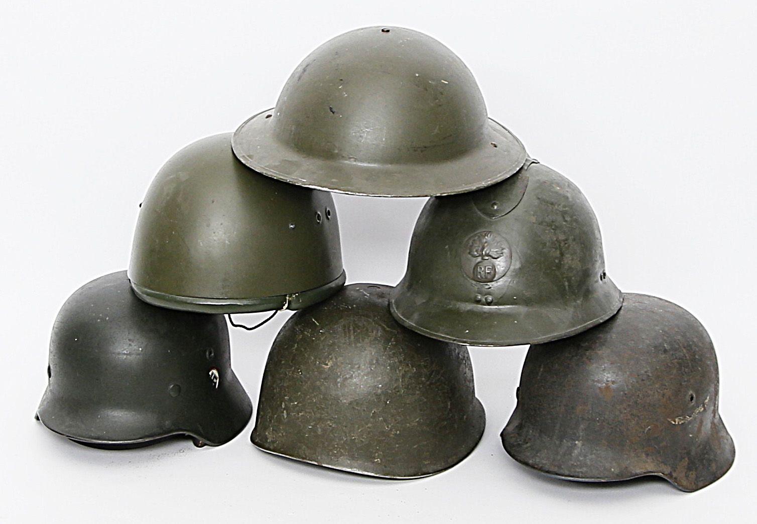 6 diverse Helme.