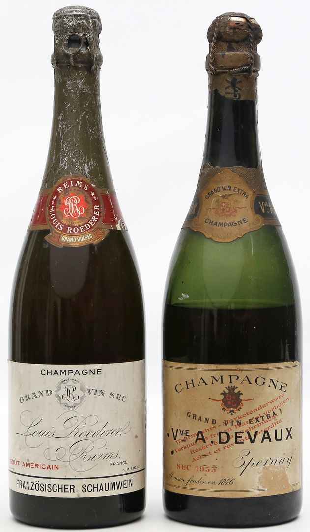 2 Flaschen Champagner.