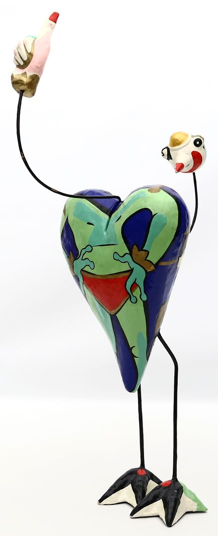 Moderne Künstlerfigur als Herz, Paul Degren.